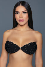 Adhesive Bra with Scalloped Edge