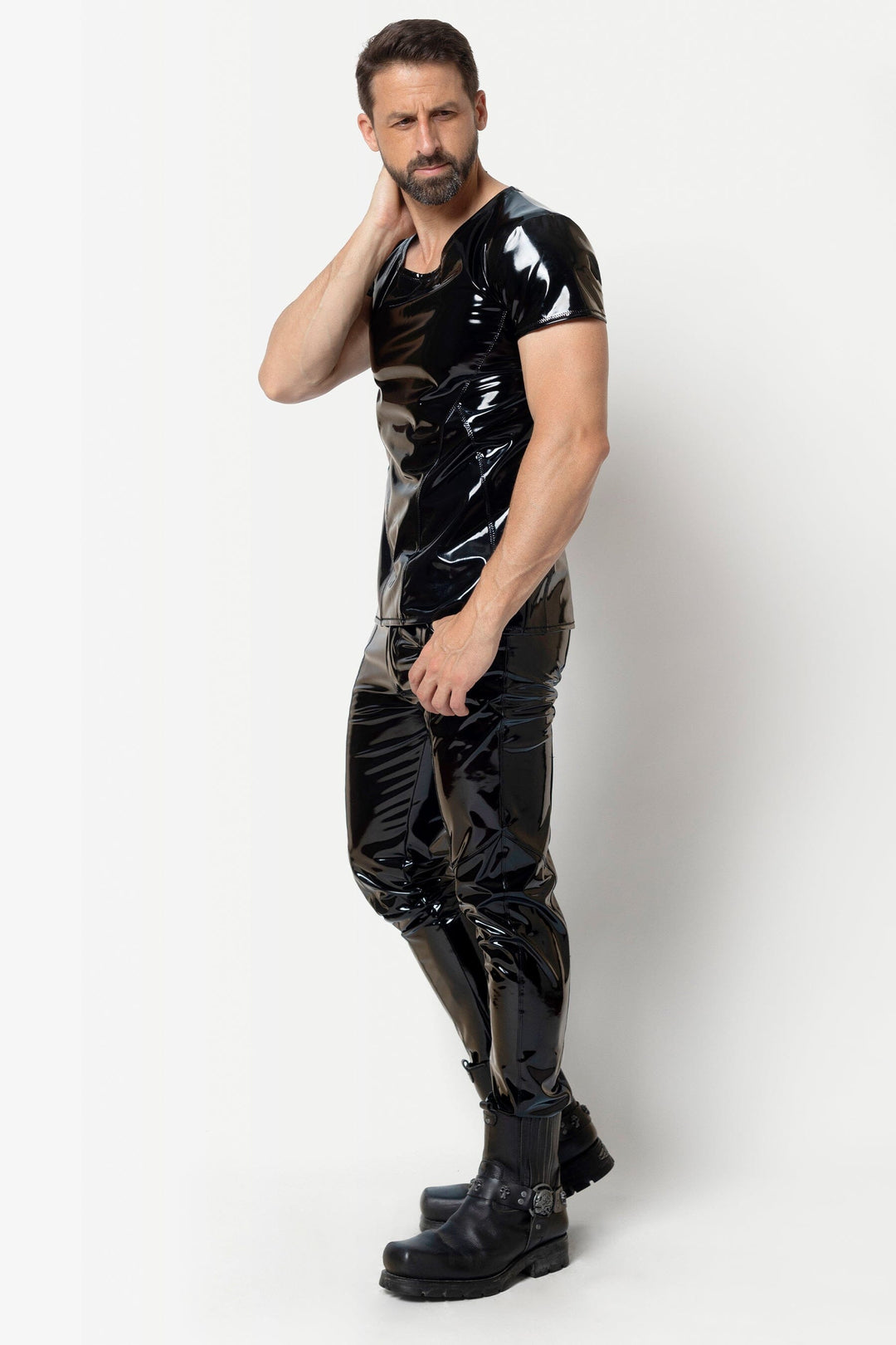 L'HOMME ERWIN Vinyl T Shirt in Black 