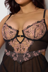 House of Desire Nova Blacklight Babydoll Set in Black 