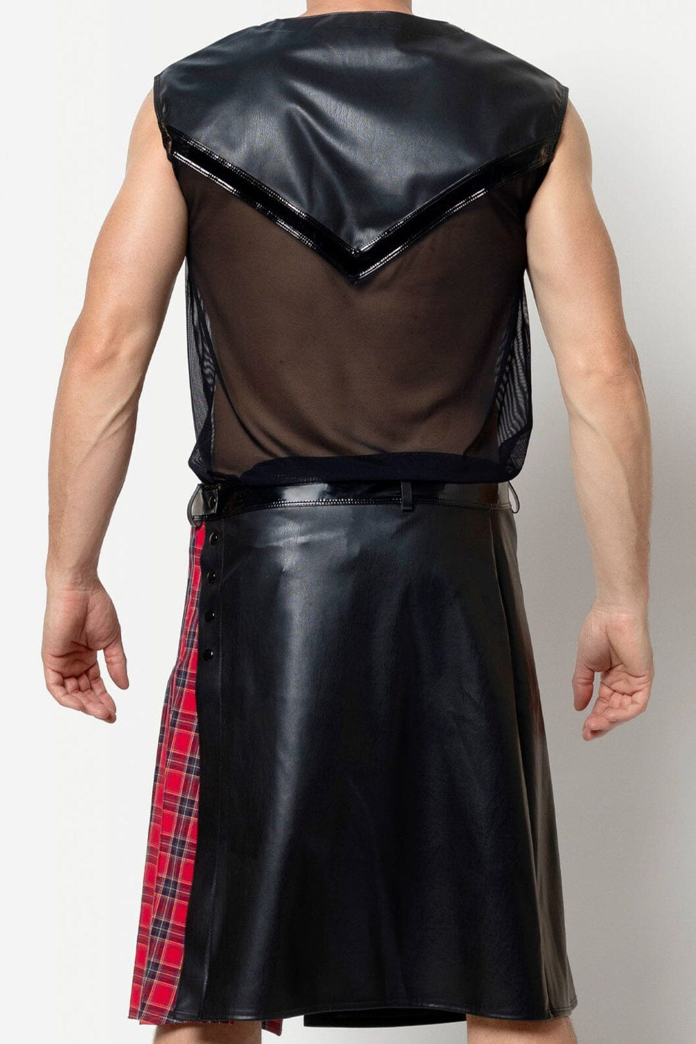 L'HOMME INGVALD Faux Leather Kilt in Red 