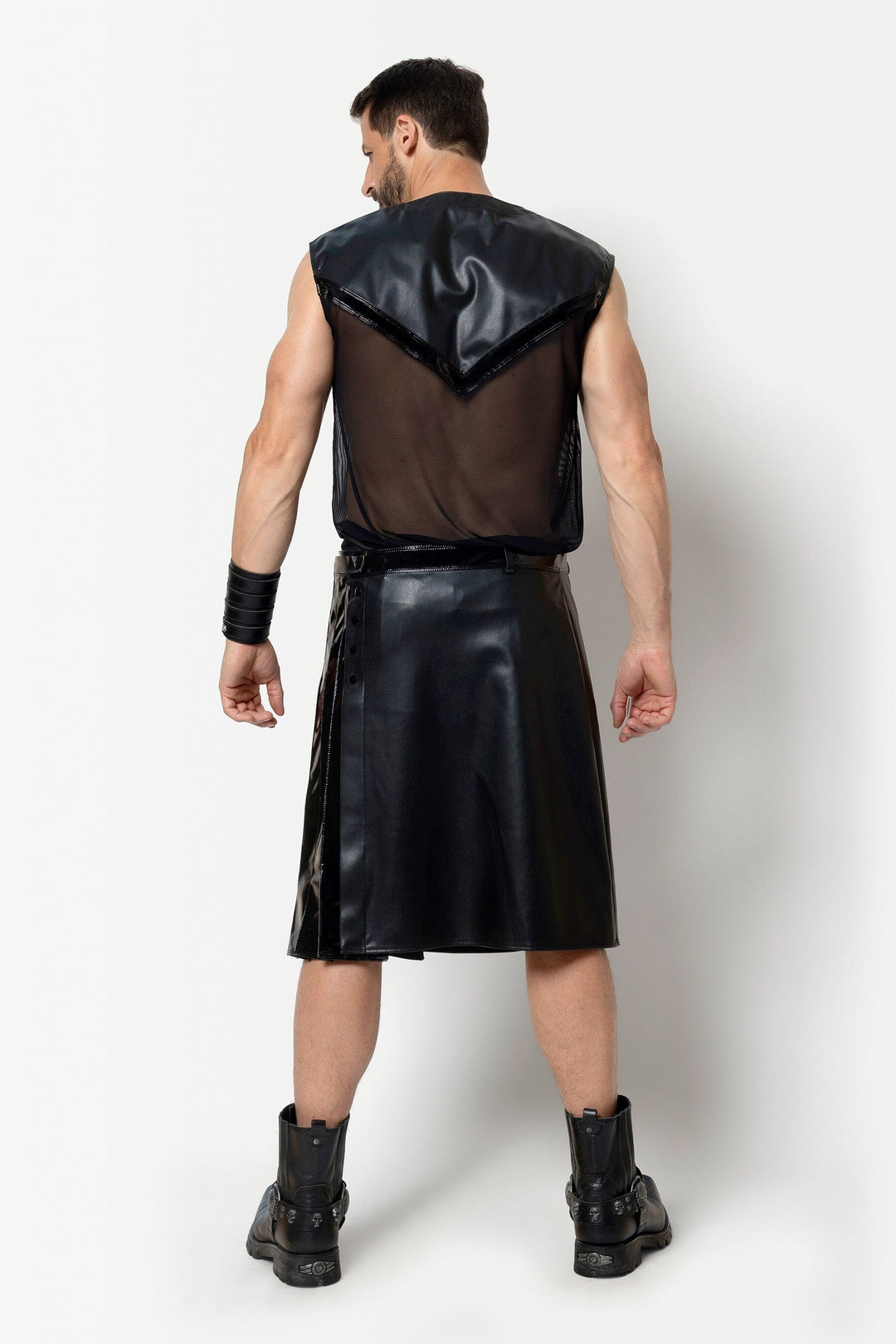 L'HOMME INGVALD Vinyl Kilt in Black 