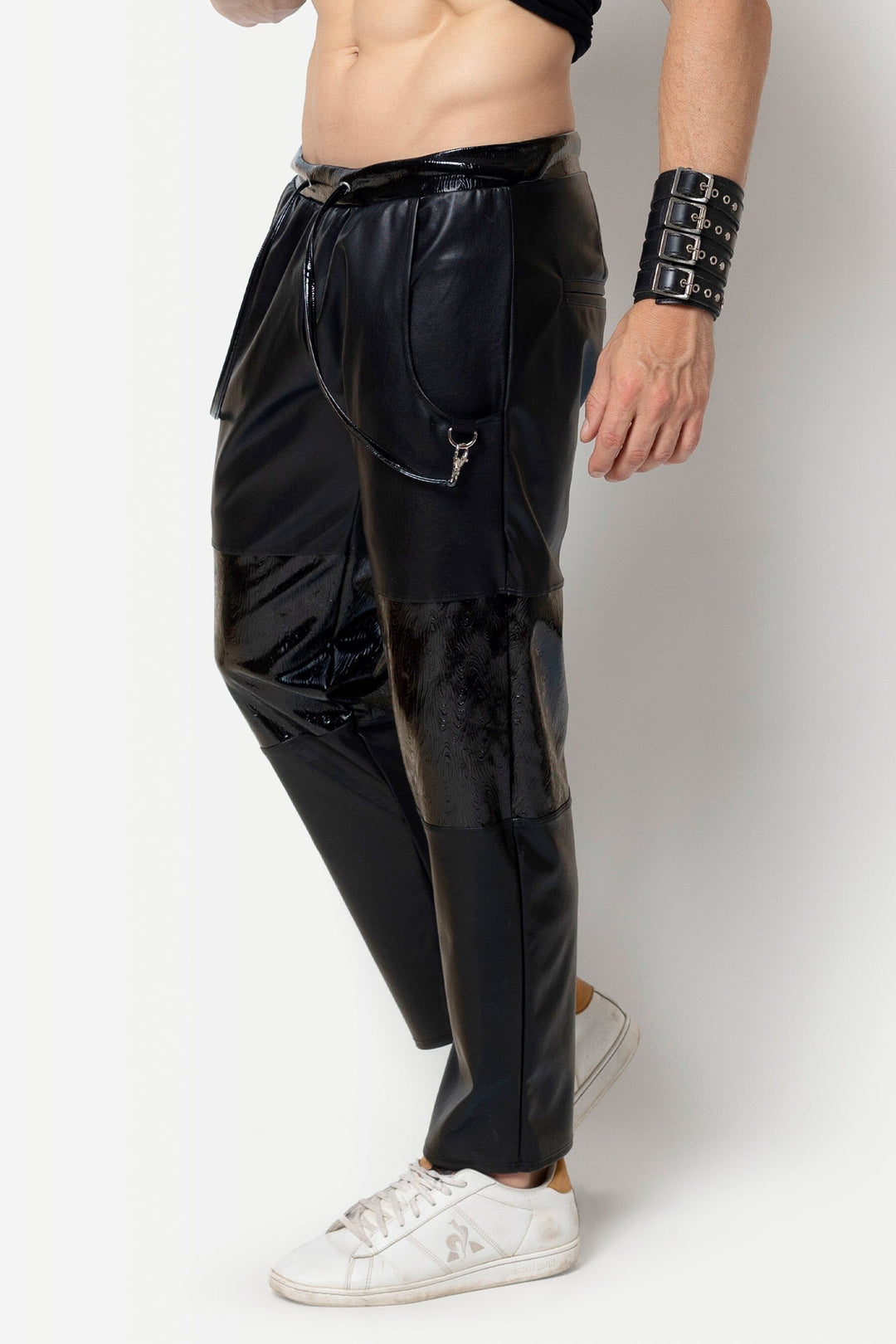 L'HOMME JENSEN Faux Trousers in Black 