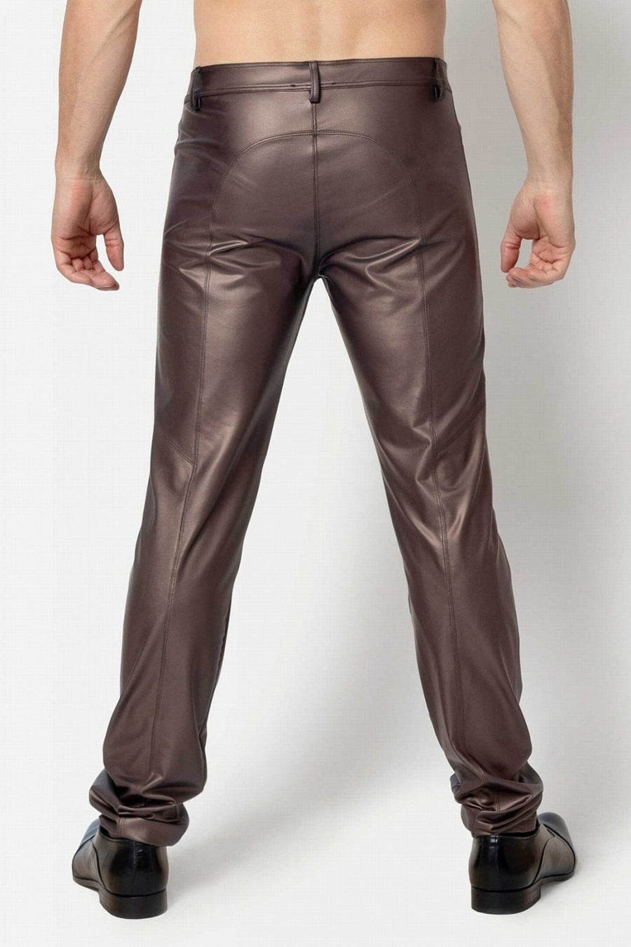 L'HOMME KETIL Wetlook Trousers in Brown 