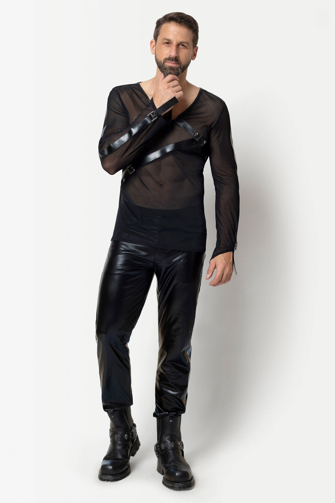 L'HOMME RIKKE Mesh V Neck Shirt in Black 