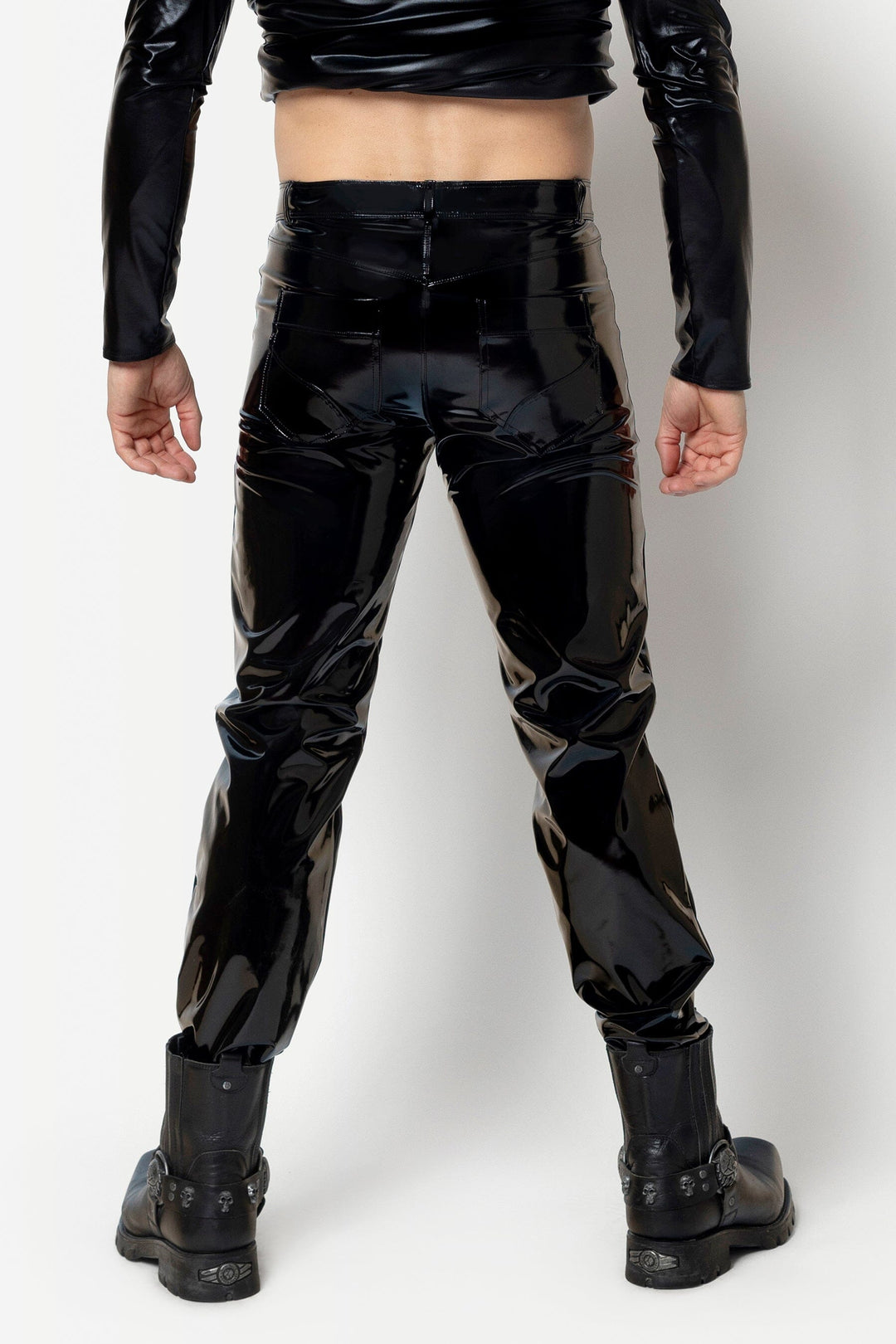 L'HOMME SHAWN Vinyl Pants in Black 