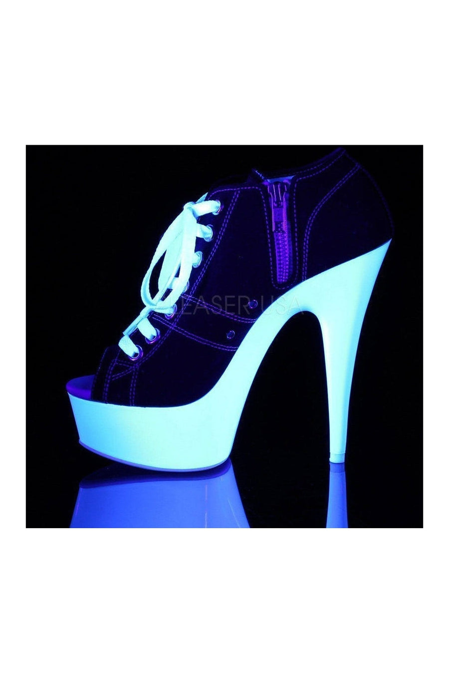 Pleaser DELIGHT-600SK-01 Platform Pump in Black Canvas