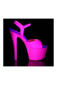 Pleaser SKY-309UV Platform Sandal in Fuchsia Patent